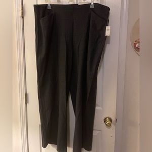 Old Navy gray and black plaid wide leg, high waist pants 3x.